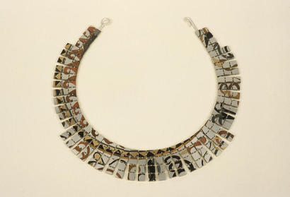 Suzan Rezac. "Opus Tesselatum". Necklace. Silver, shakudo, copper, shibuichi, bronze, 18K gold, brass.