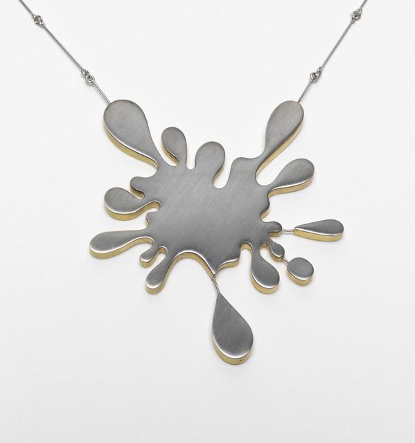 Suzan Rezac. "Gold Splash". 18K gold, oxidized silver, platinum